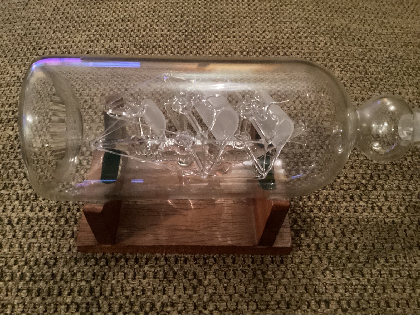 Miniatuurtje. Zeilbootje met 3 masten. Glas 19 cm., Ophalen, Gebruikt
