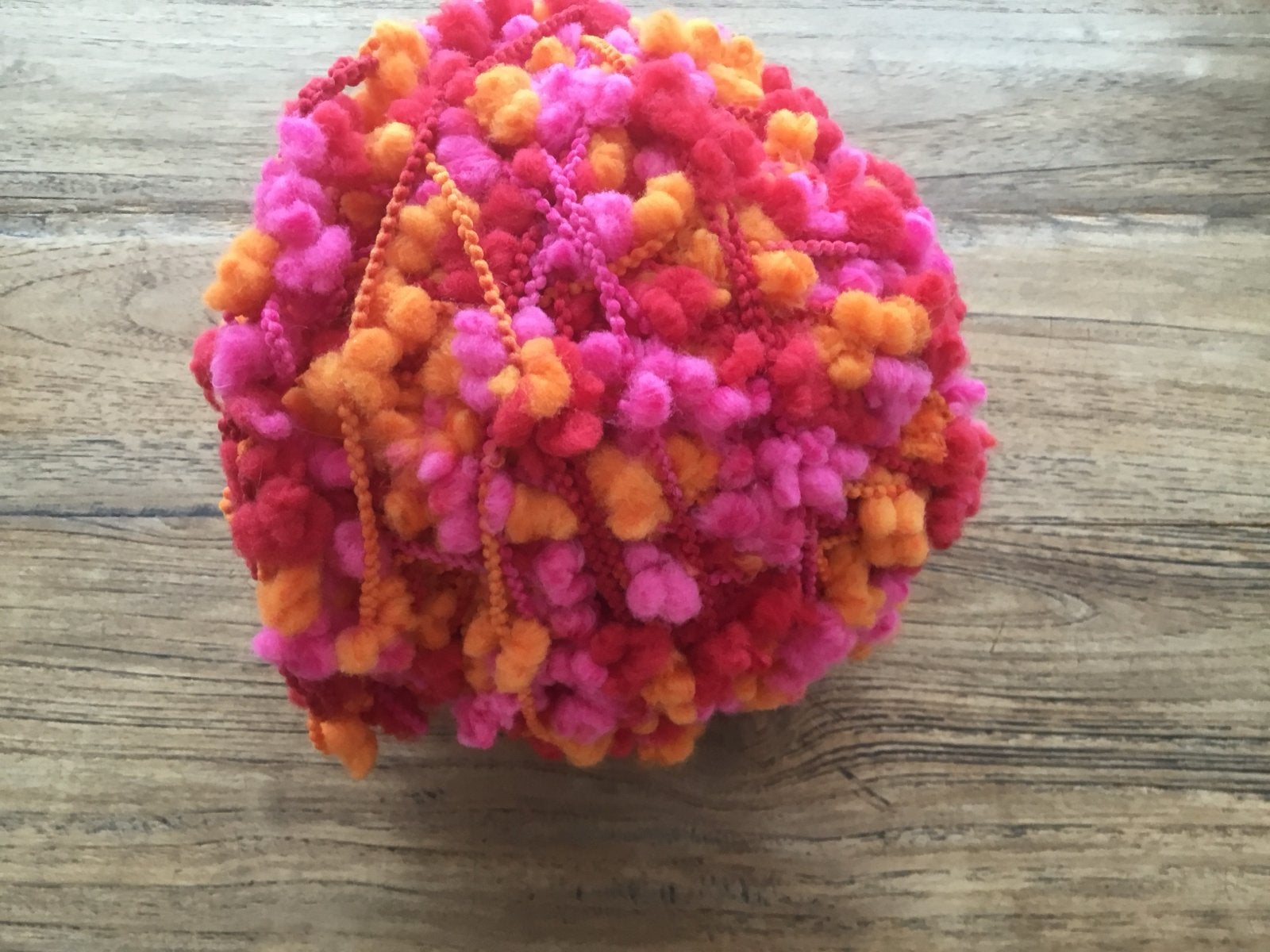 Grote bol apartewol - roze/oranje/rood, Ophalen, Nieuw, Breien of Haken, Wol of Garen