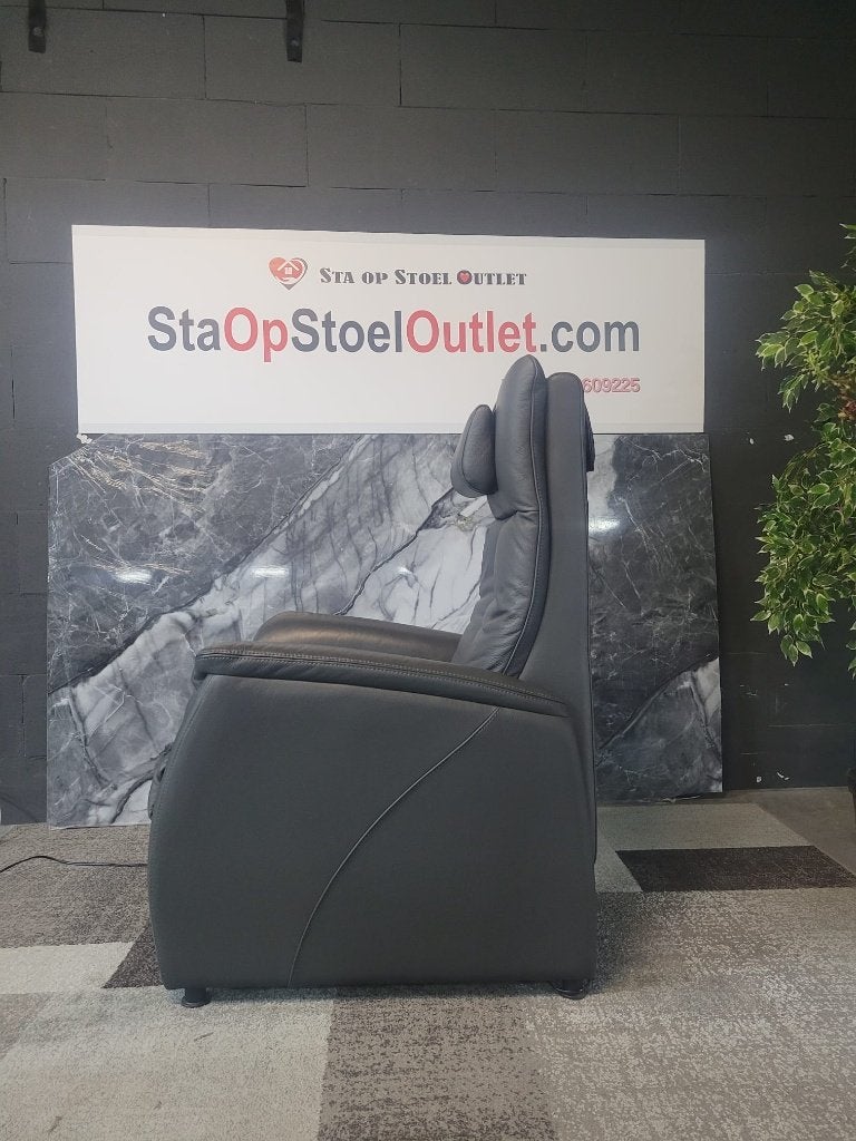 Staopstoel Prominent met hartfunctie en 4 motoren, Minder dan 50 cm, Minder dan 75 cm, Leer, Ophalen of Verzenden