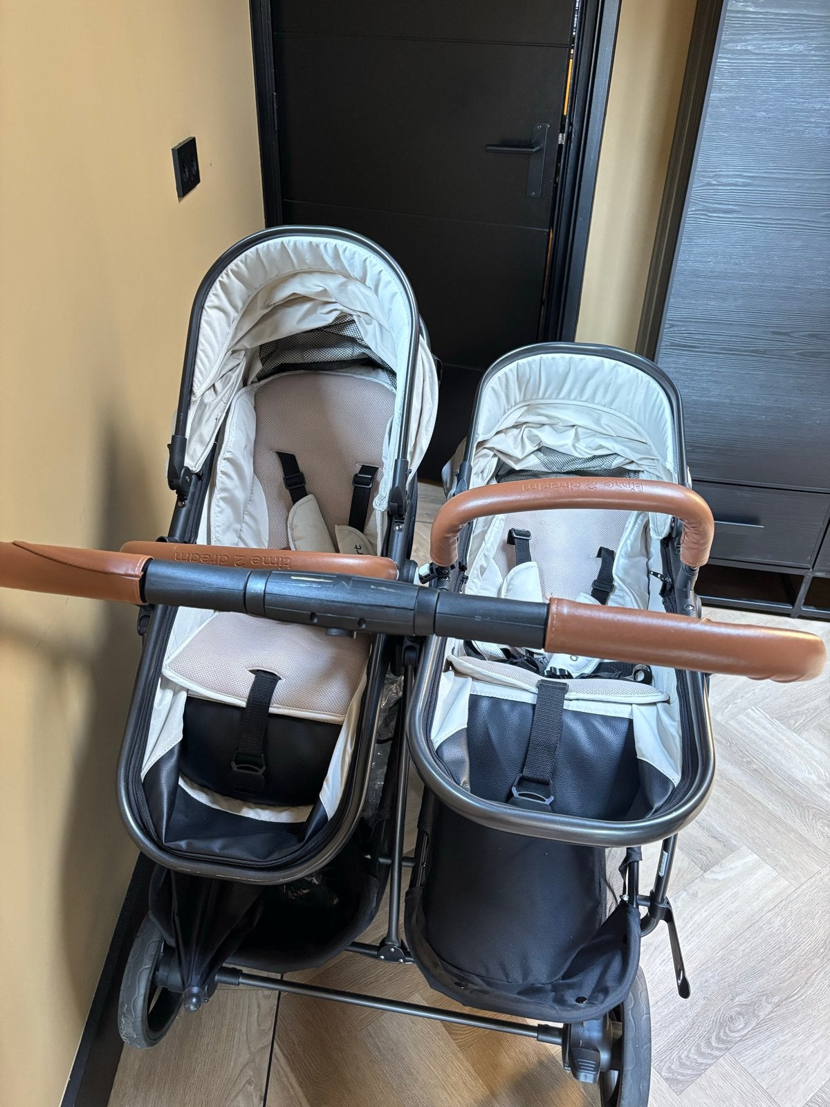 Mooie tweelingwagen - weinig gebruikt, Duowagen, Zo goed als nieuw, Ophalen, Kinderwagen