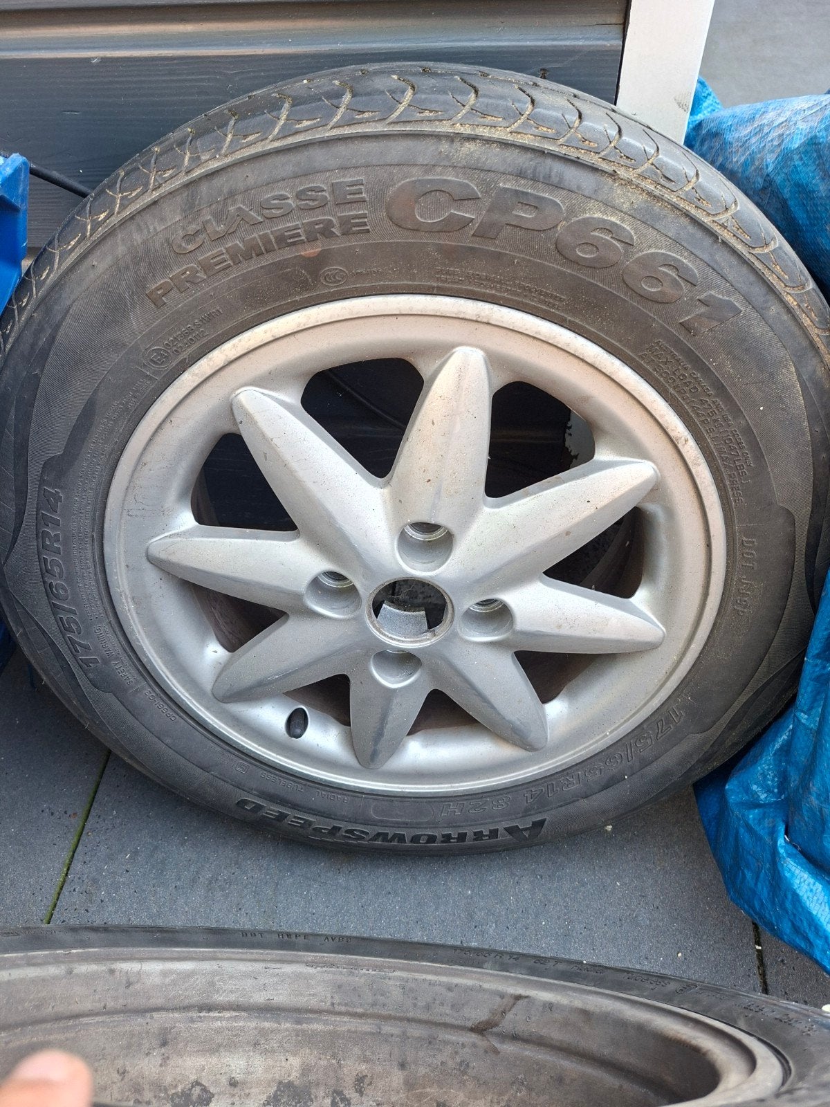 4x Continental 175/65 R14 banden op velg * Clio, Auto-onderdelen, Banden en Velgen, Ophalen, 14 inch, Gebruikt, 175 mm