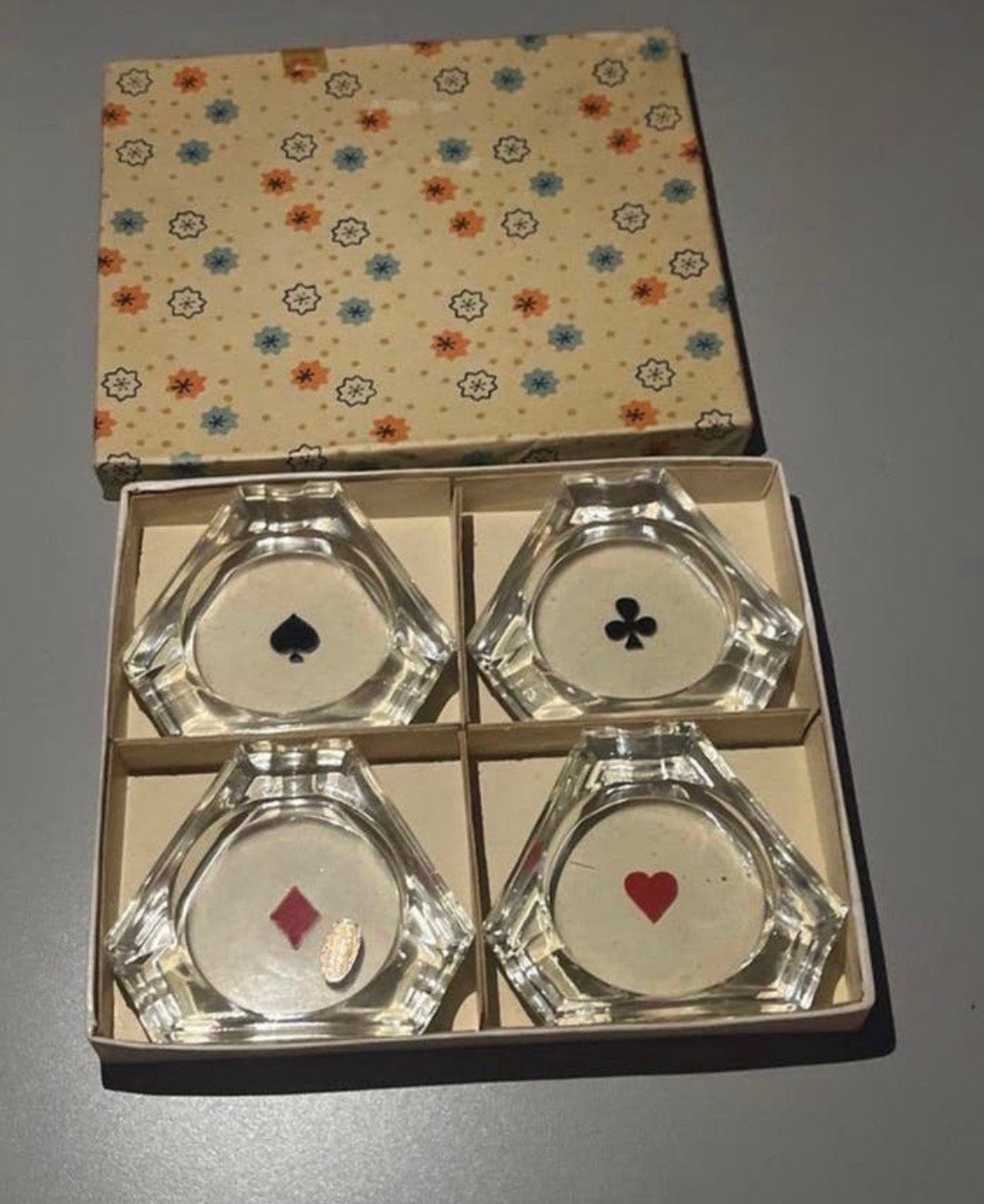 Vintage Tsjechische Poker Asbakjes Set Jaren 30/40, Antiek en Kunst, Ophalen of Verzenden