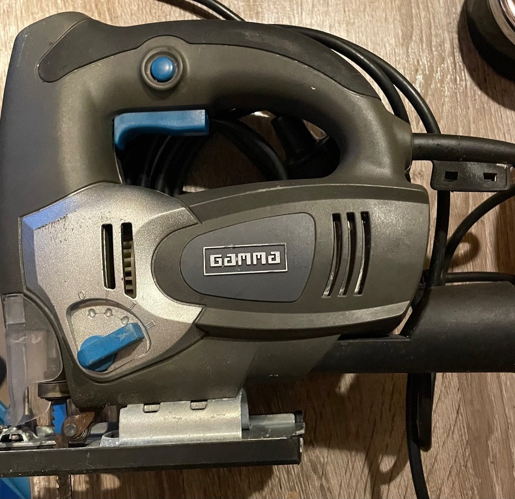 Decoupeerzaag NIEUW, Doe-het-zelf en Verbouw, Gereedschap | Zaagmachines, Ophalen, Zo goed als nieuw, Gamma, Minder dan 600 watt