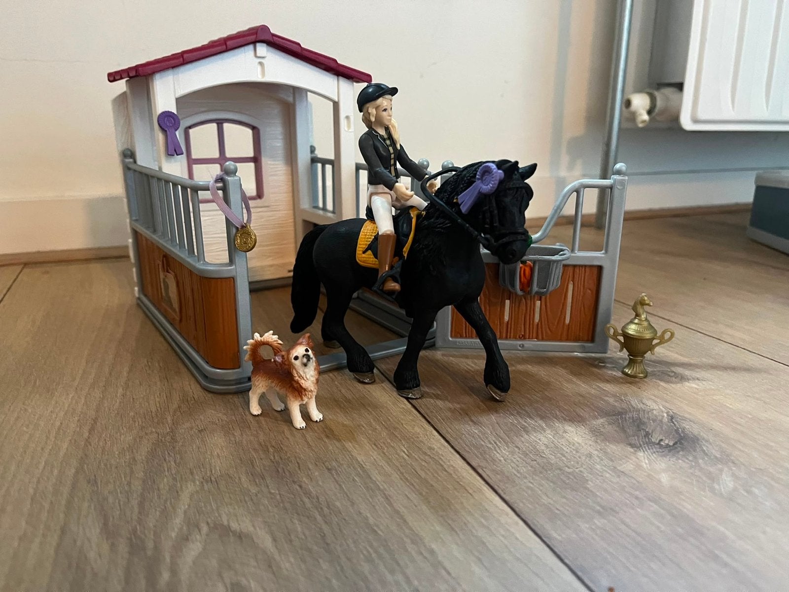 Schleich Paardenbox met Tori & Princess - Zo goed als nieuw, Ophalen of Verzenden, Zo goed als nieuw, Jongen of Meisje