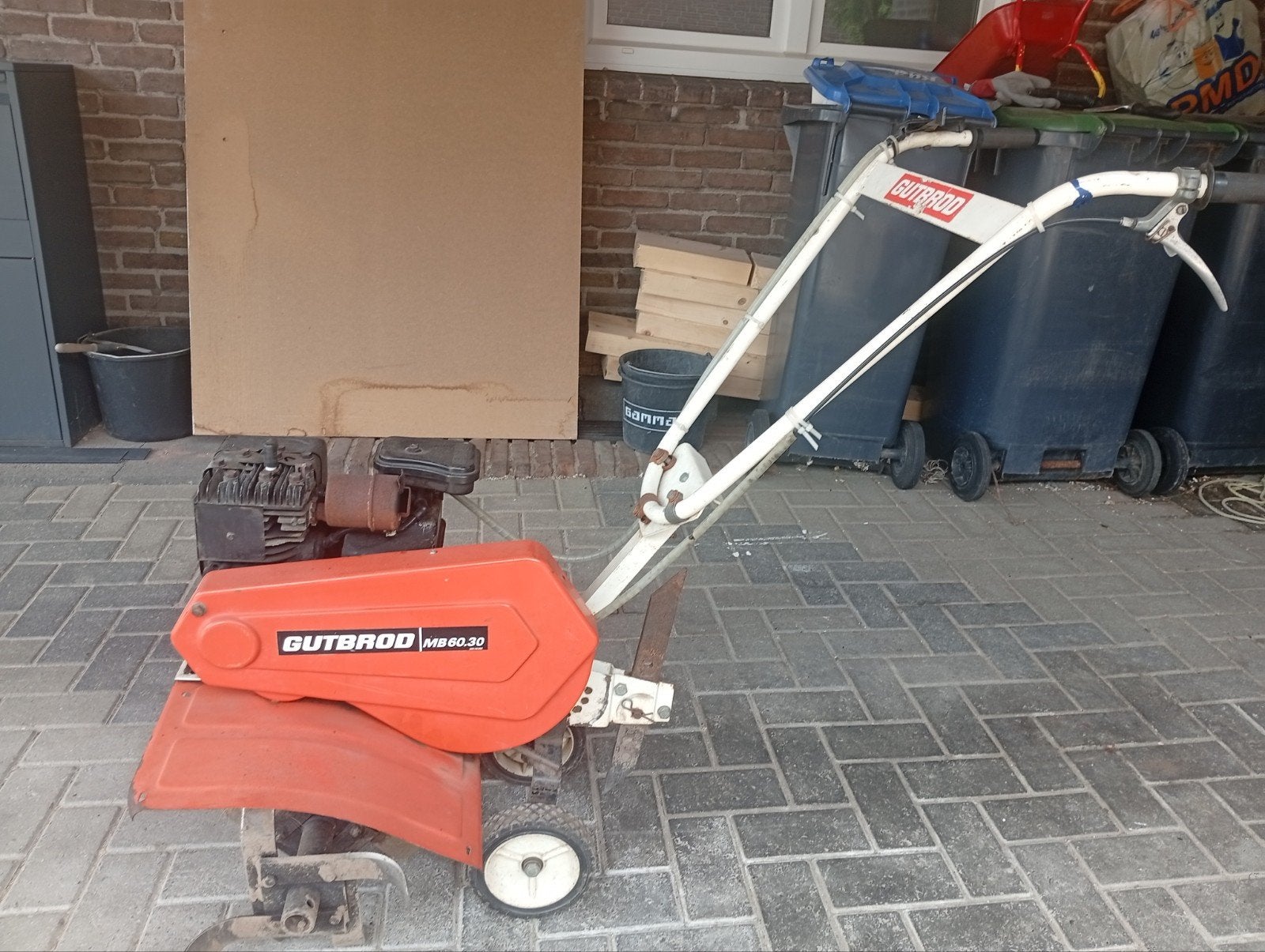 Degelijke Tuinfrees, Ophalen, Gebruikt