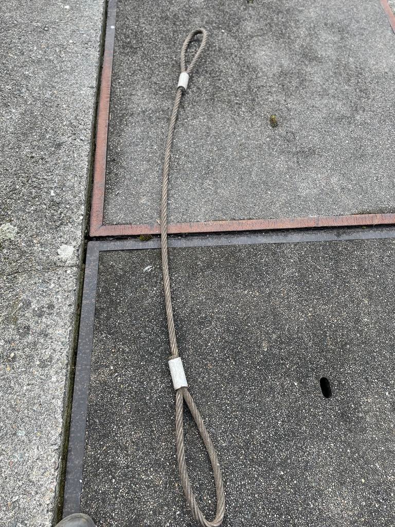 OERSTERKE STAALKABEL / SLEEPKABEL, lengte: 210cm, dia: 20mm, Doe-het-zelf en Verbouw, Lieren en Takels, Ophalen, Zo goed als nieuw