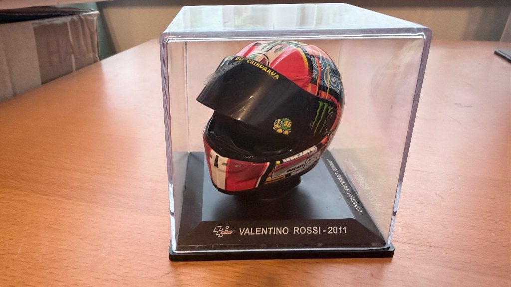 Valentino Rossi Helm 1:5 - The Doctor - Ricardo Tormo, Ophalen of Verzenden, Zo goed als nieuw, Motor