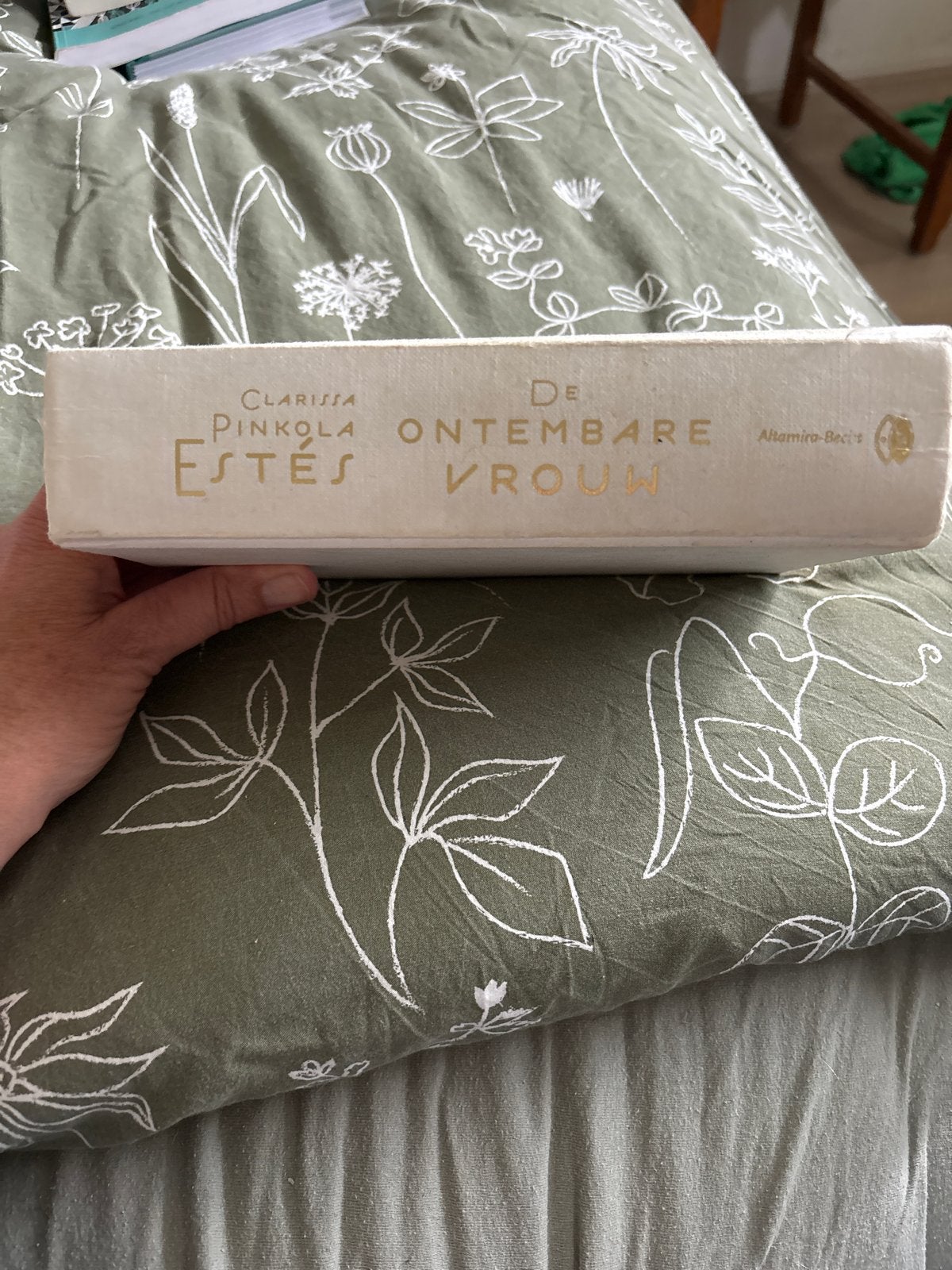 De Ontembare Vrouw - Clarissa Pinkola Estés, Boeken, Ophalen of Verzenden, Zo goed als nieuw, Nederland