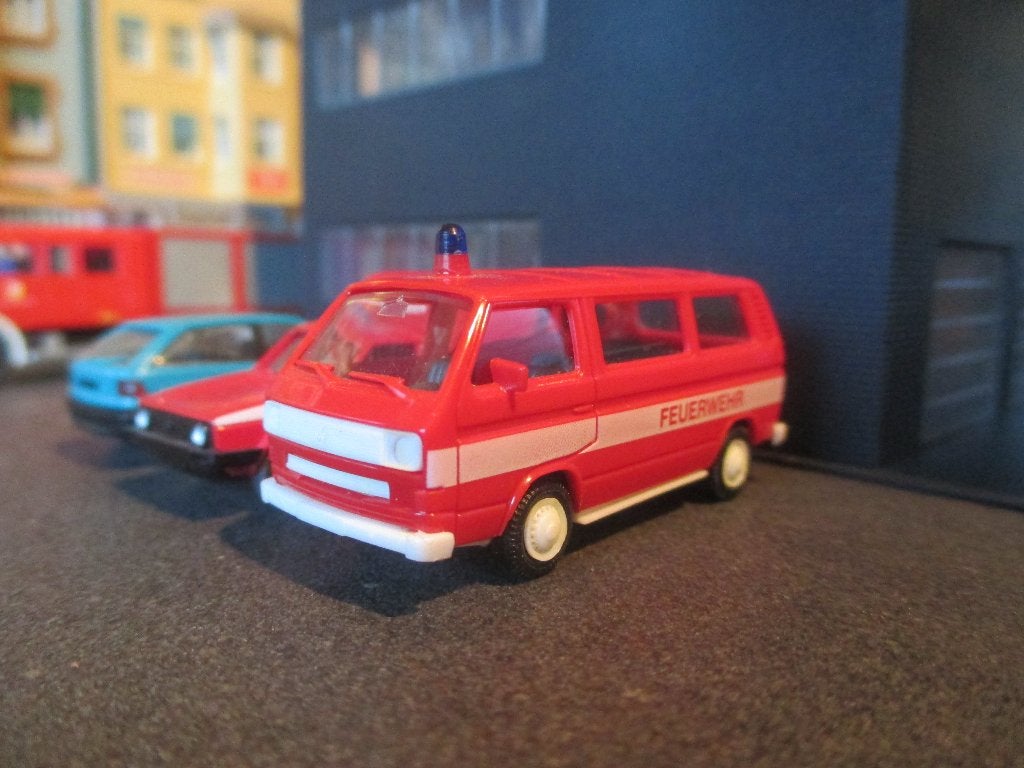 Volkswagen T3 Transporter - Herpa Feuerwehr / Brandweer, Ophalen of Verzenden, Zo goed als nieuw, Bus of Vrachtwagen, Herpa