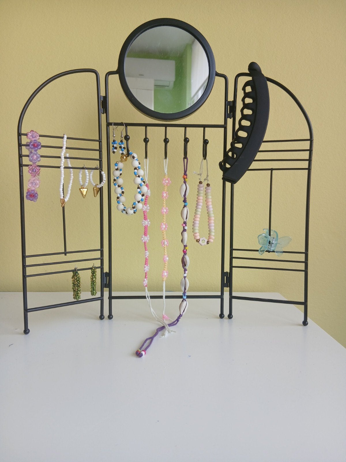 Zwart metalen sieradenrekje met spiegel, Sieraden, Tassen en Uiterlijk, Overige Accessoires, Ophalen of Verzenden, Gebruikt