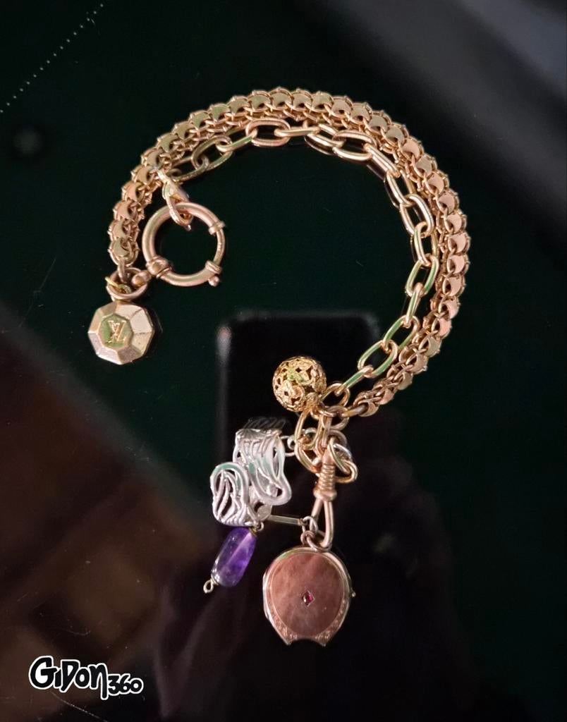 Antique gold plated chain w/ Louis Vuitton charm, Antiek en Kunst, Verzenden, Zilver
