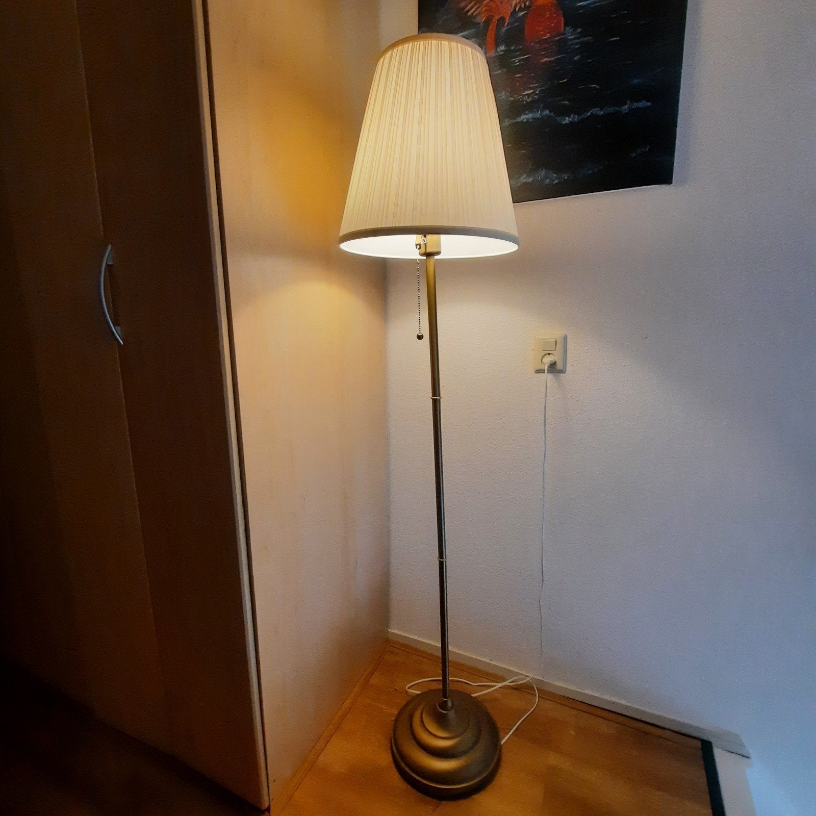 Elegante Staande Lamp met Plissé Kap - Klassiek Design, Gebruikt, 100 tot 150 cm, Ophalen of Verzenden, Stof