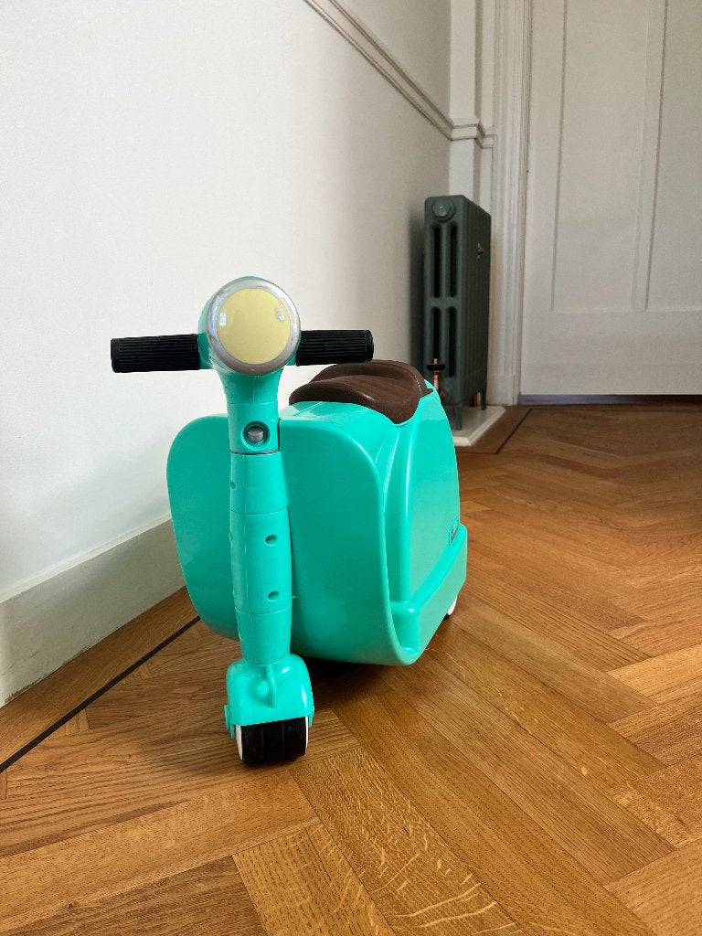 Kinderkoffer Skoot, Ophalen, Zo goed als nieuw