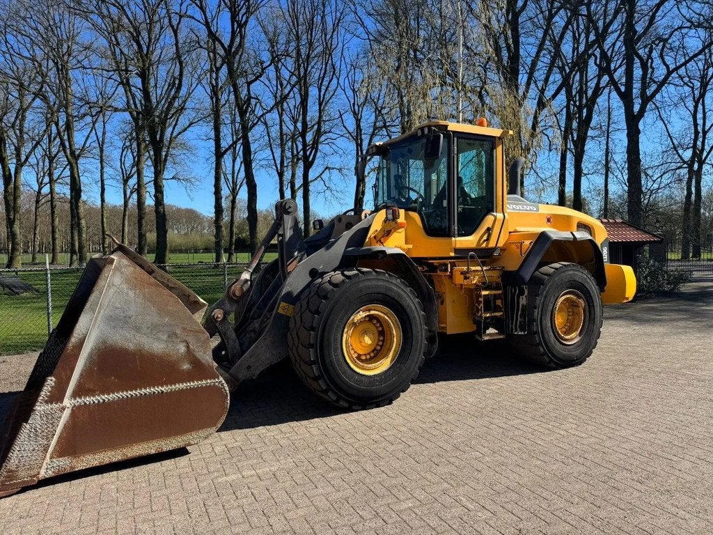Volvo L120G Shovel loader (bj 2013), Zakelijke goederen, Machines en Bouw | Kranen en Graafmachines, Wiellader of Shovel