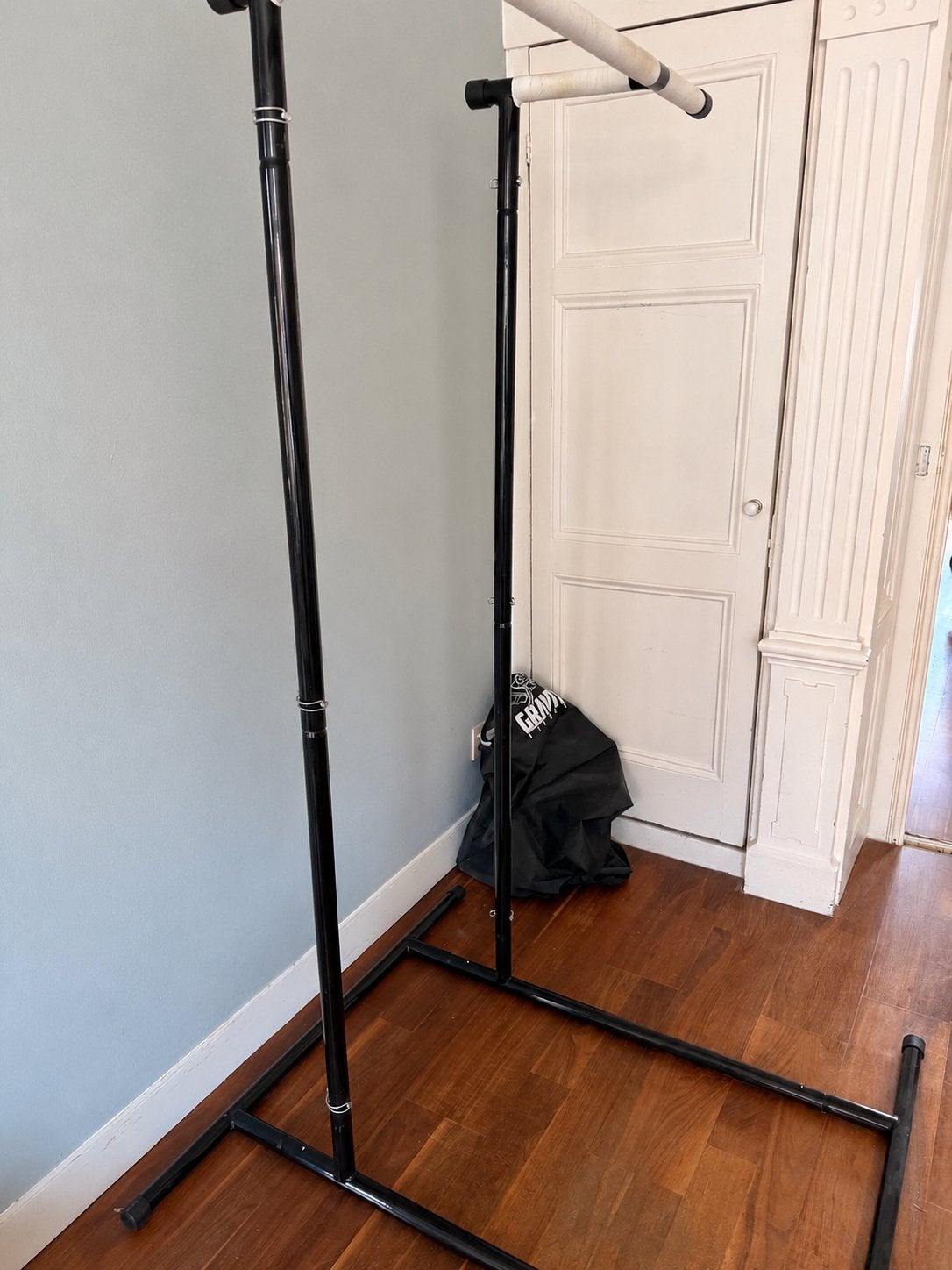 Verstelbare optrekstang / dipstation / portable pull up rack, Ophalen, Gebruikt, Rug, Oprekstang