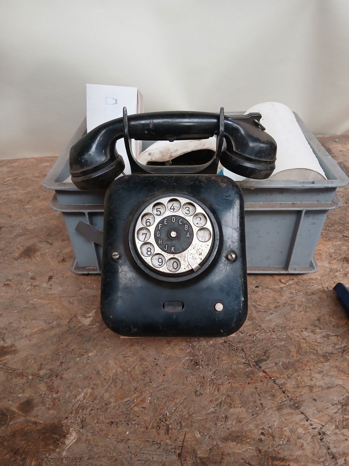 Antieke Telefoon met Draaischijf - Bakeliet, Gebruikt, Bakeliet, Onbekend, Ophalen of Verzenden