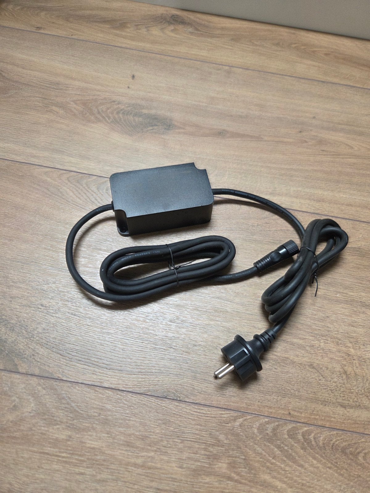 Hue Outdoor 40W Adapter, Ophalen of Verzenden, Nieuw