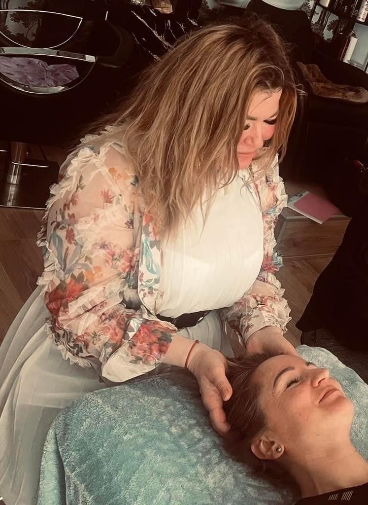 Pijnverlichtende massage die spanning loslaat comfort herste, Ontspanningsmassage
