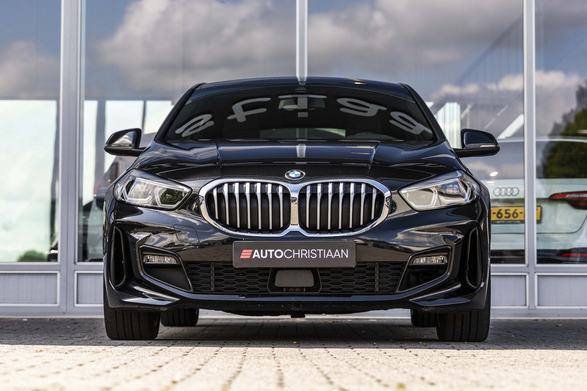 BMW 1-serie 120i M-Pakket | NL Auto | LED (bj 2022), Auto's, 730 kg, Gebruikt, 4 cilinders, 179 pk