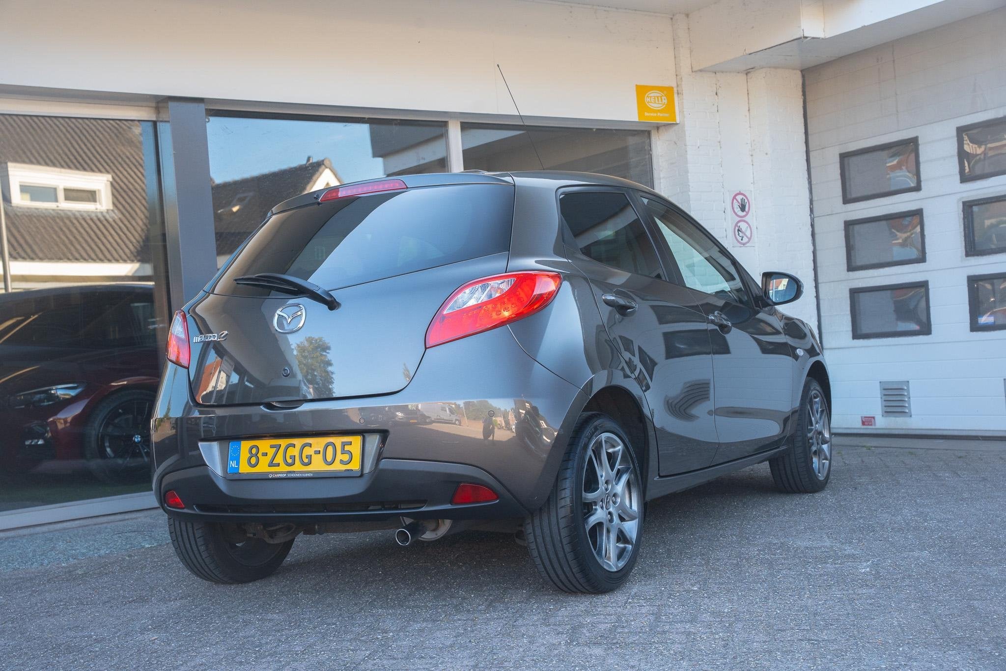 Mazda 2 1.3 Silver Edition STOELVERWARMING | PARKEERSENSOREN, Auto's, Voorwielaandrijving, Euro 5, Stof, Gebruikt