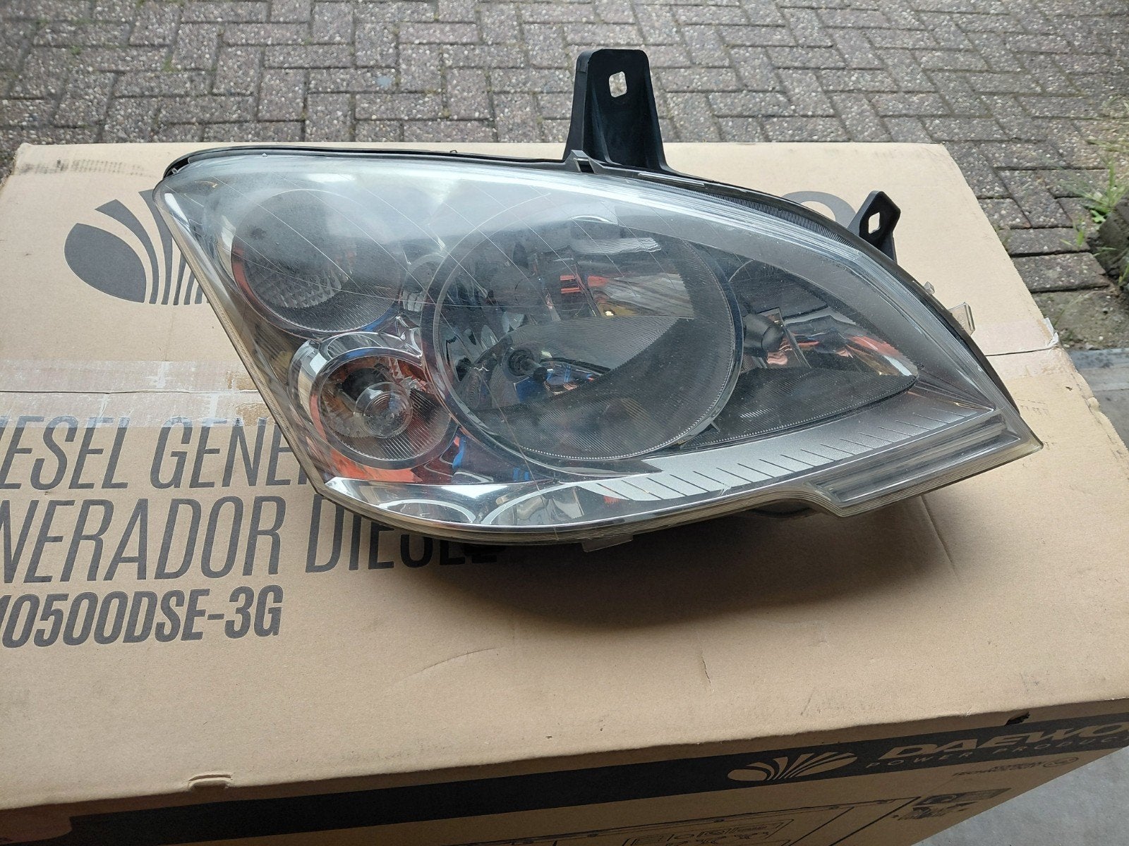 Originele Hella rechter koplamp Mercedes Vito W639 Facelift, Ophalen