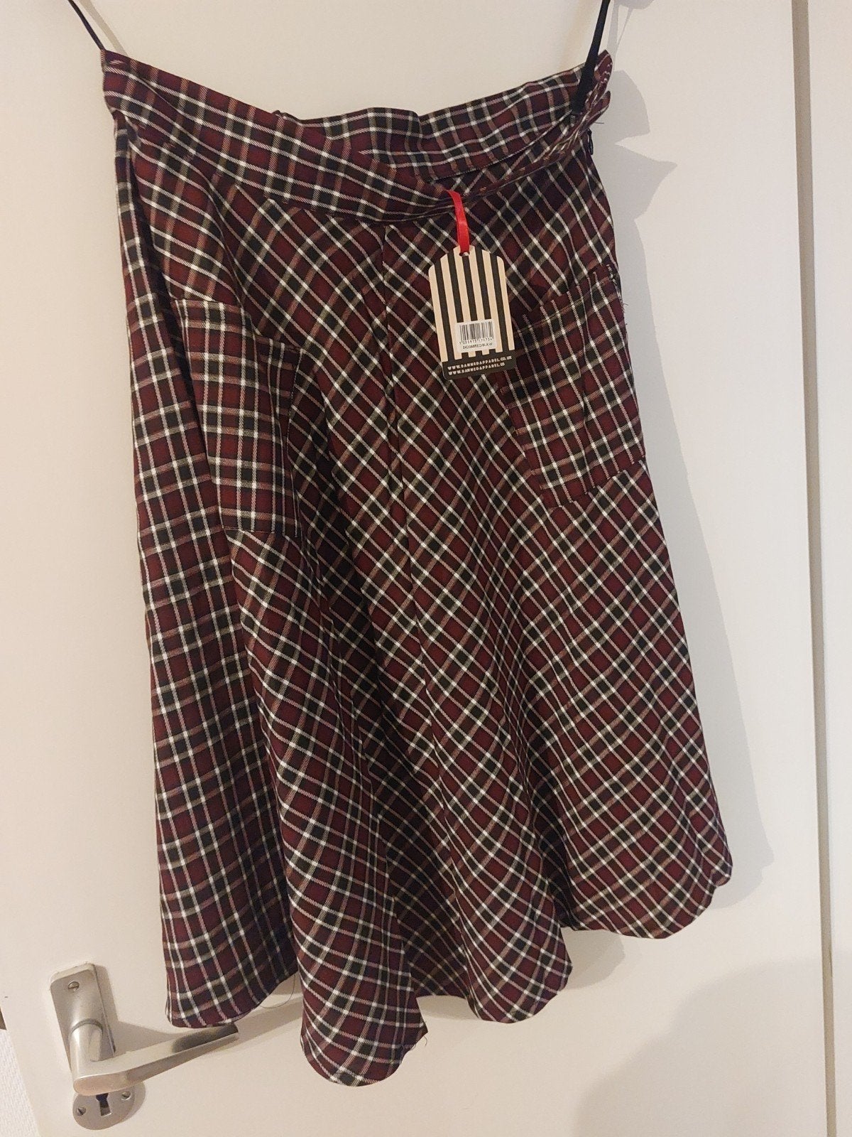 Banned Apparel geruite rok - Maat M, Maat 38/40 (M), Nieuw, Ophalen of Verzenden, Knielengte