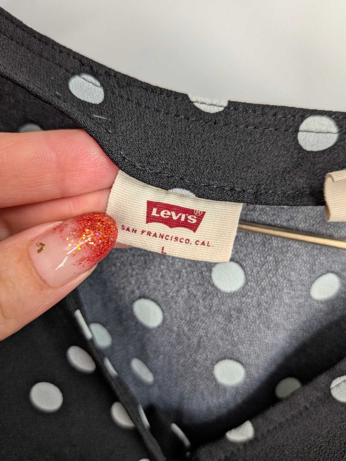 Levi's cropped blouse L zwart wit gestipt (3320*), Kleding | Dames, Levi's, Zwart, Maat 42/44 (L), Ophalen of Verzenden