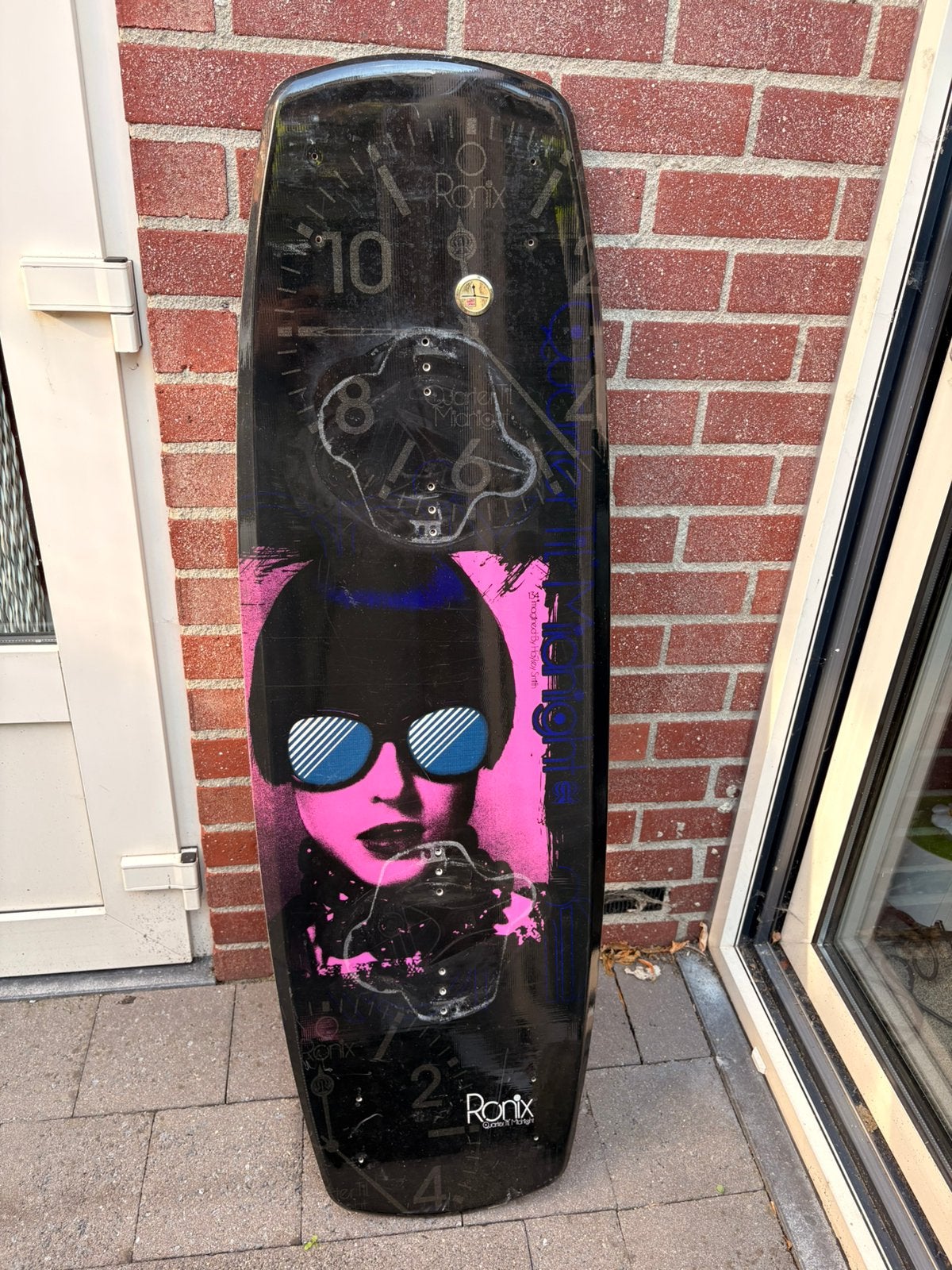 Ronix Quarter ‘Til Midnight wakeboard 134 cm + helm, Watersport en Boten, Ophalen, Gebruikt