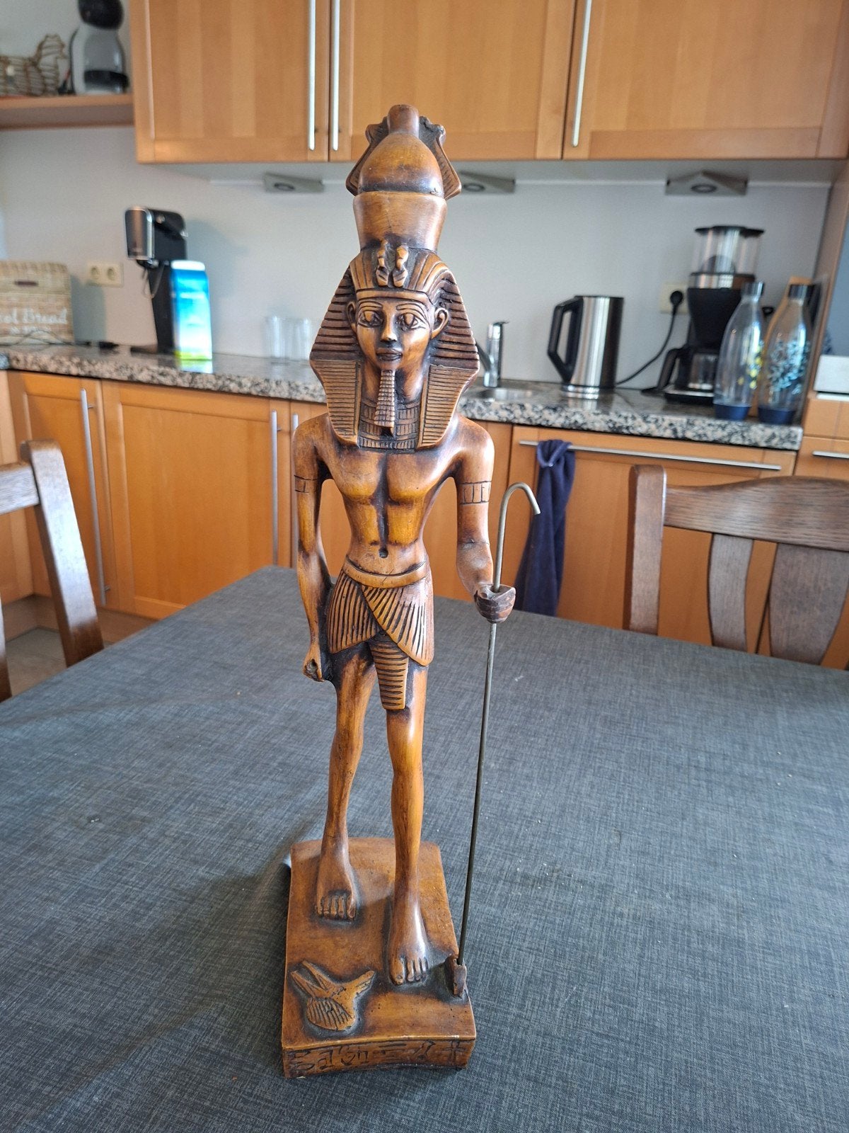 MOOI EGYPTISCH BEELD, Antiek en Kunst, Ophalen, Op sokkel, Beeld, Bruin