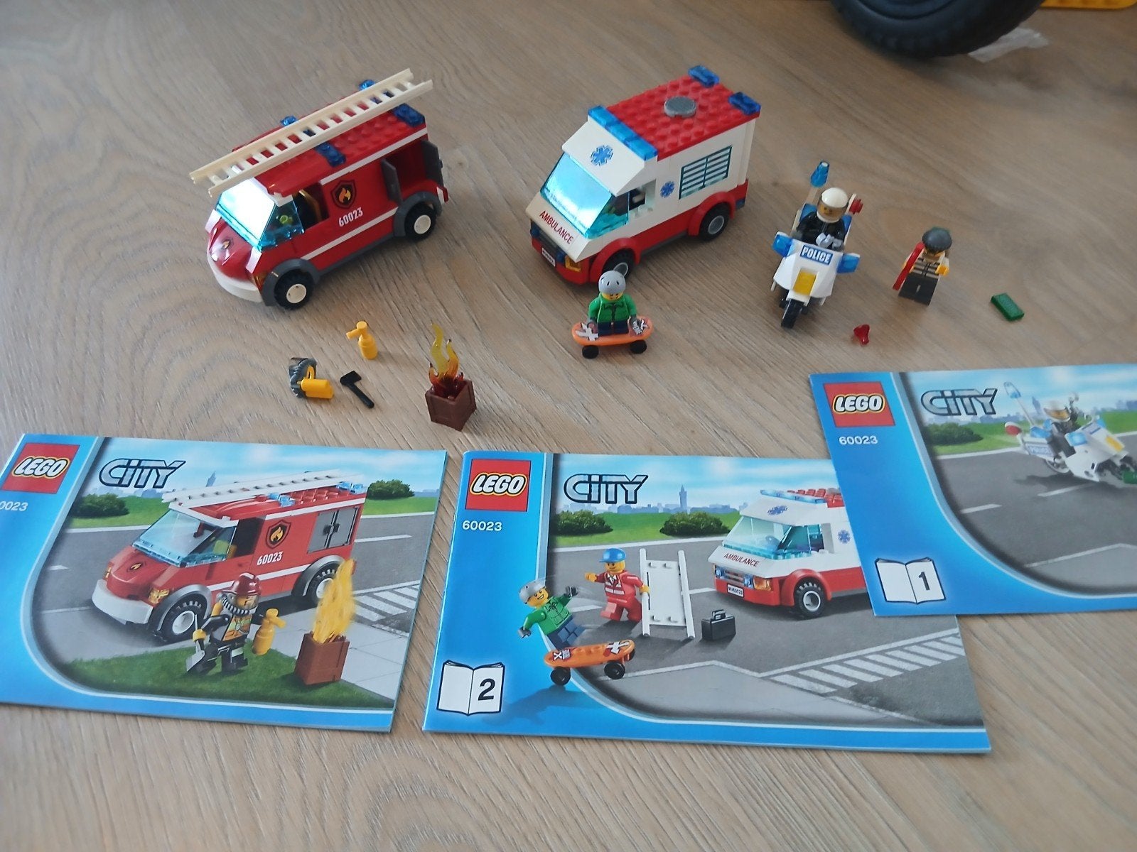 Lego City Set 60023 - Brandweer, ambulance en politie, Ophalen of Verzenden, Gebruikt