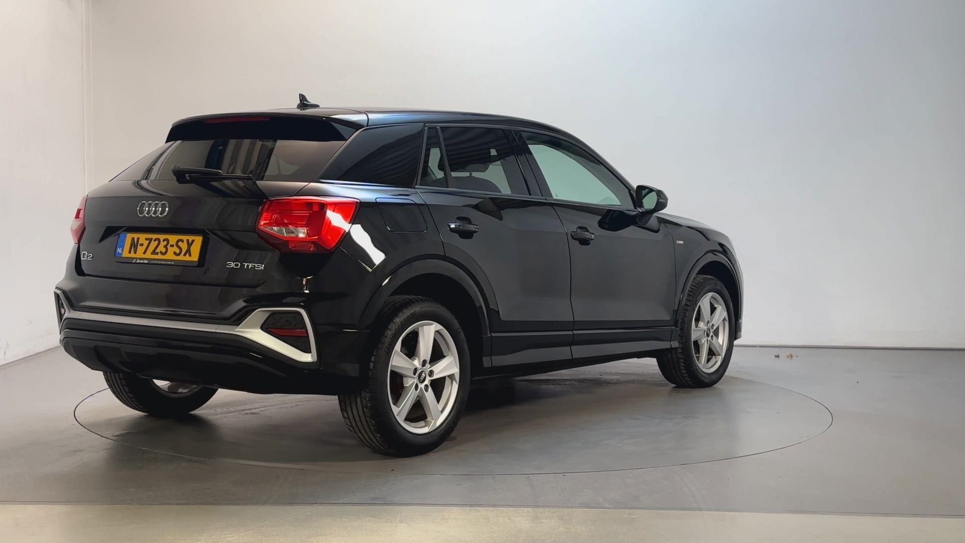 Audi Q2 30 TFSI Business Edition Navigatie Stoelverwarming V, Voorwielaandrijving, Stof, Gebruikt, Met garantie (alle)