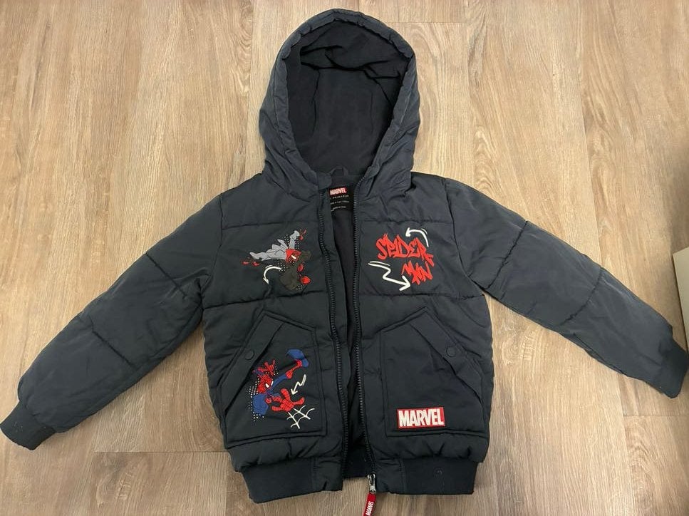 2 Nette Spiderman kinderjassen maat 122, Ophalen of Verzenden, Gebruikt, Jongen, Jas