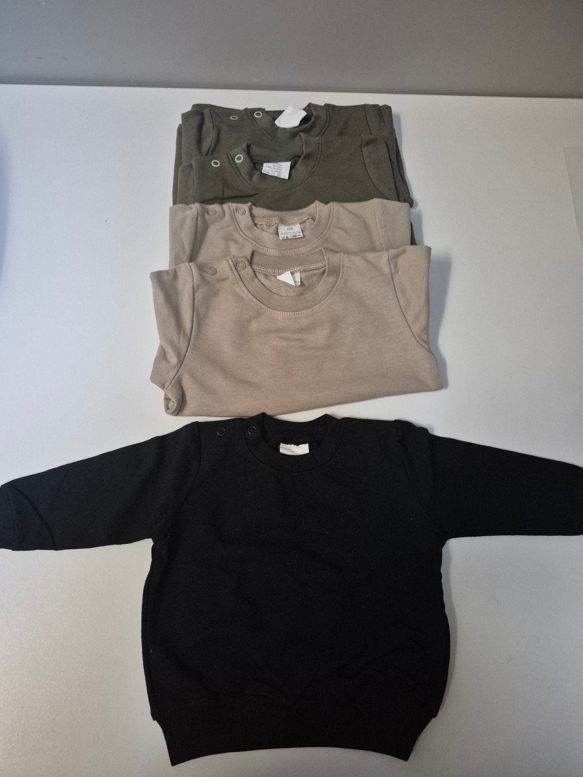 Partij 5 Sweaters Maat 68 - Legergroen, Zandkleur & Zwart, Ophalen of Verzenden, Nieuw, Jongetje of Meisje, Truitje of Vestje