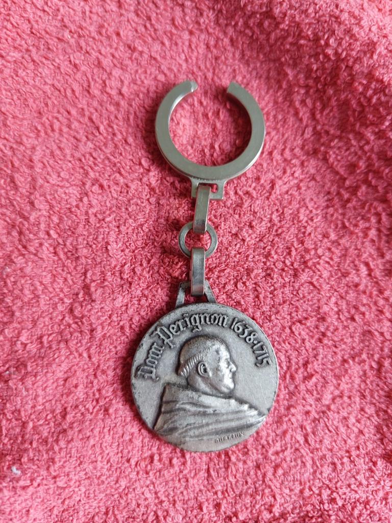 Vintage Moët & Chandon Dom Pérignon sleutelhanger, Ophalen of Verzenden, Gebruikt, Merk
