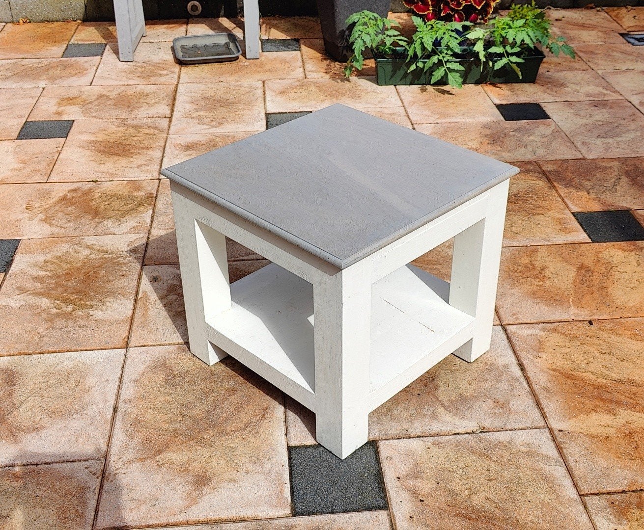 Stijlvolle bijzettafel 58x58x53cm - Grijs/Wit, Huis en Inrichting, Gebruikt, Vierkant, 55 tot 75 cm, Modern