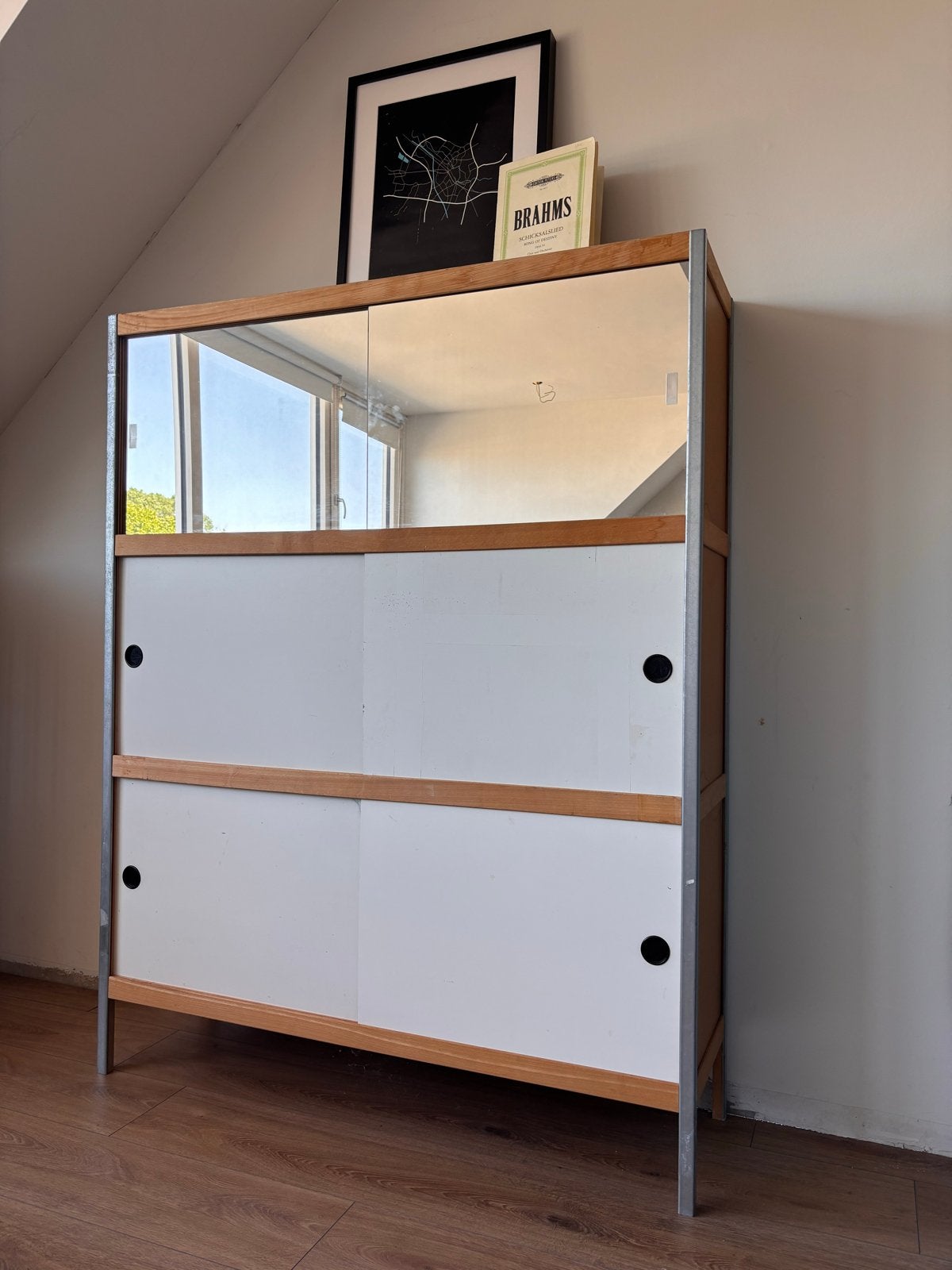 Kewlox Opbergkast - 140x110x32 cm, Ophalen, Zo goed als nieuw