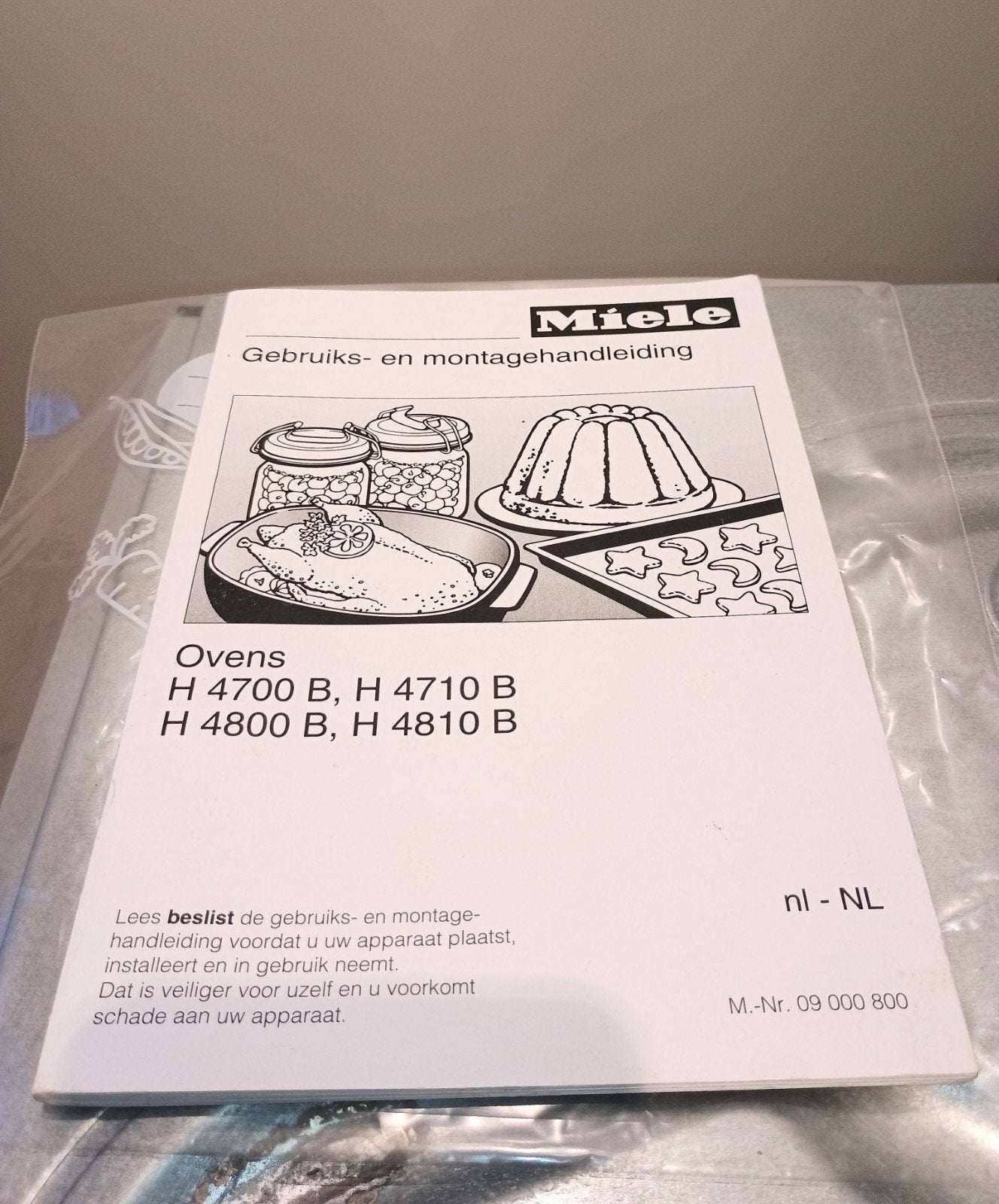 Miele inbouw heteluchtoven M-nr H 4810 B Type BKK 6001 60x60, Gebruikt, Verzenden, Heteluchtoven, Inbouw