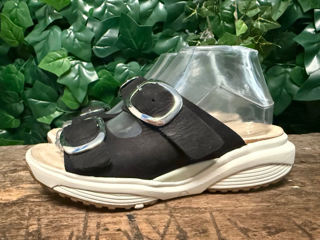 Nieuwe slippers van xsensible maat 38 (wijdte H), Zwart, Nieuw, Ophalen of Verzenden, Slippers