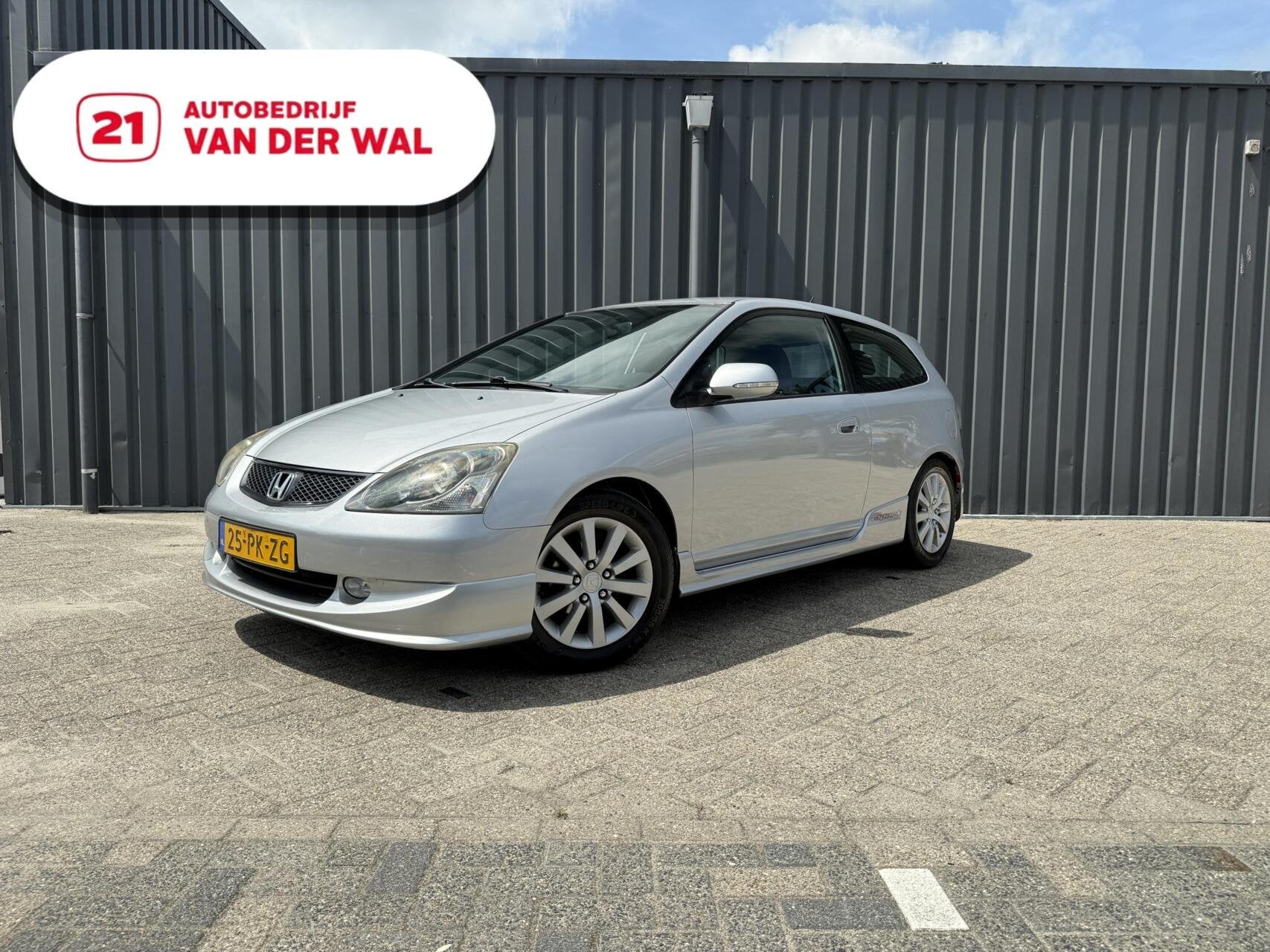 Honda Civic 1.6i Sport|Trekhaak|spaghetti spruitstuk, Voorwielaandrijving, 15 km/l, Gebruikt, 4 cilinders
