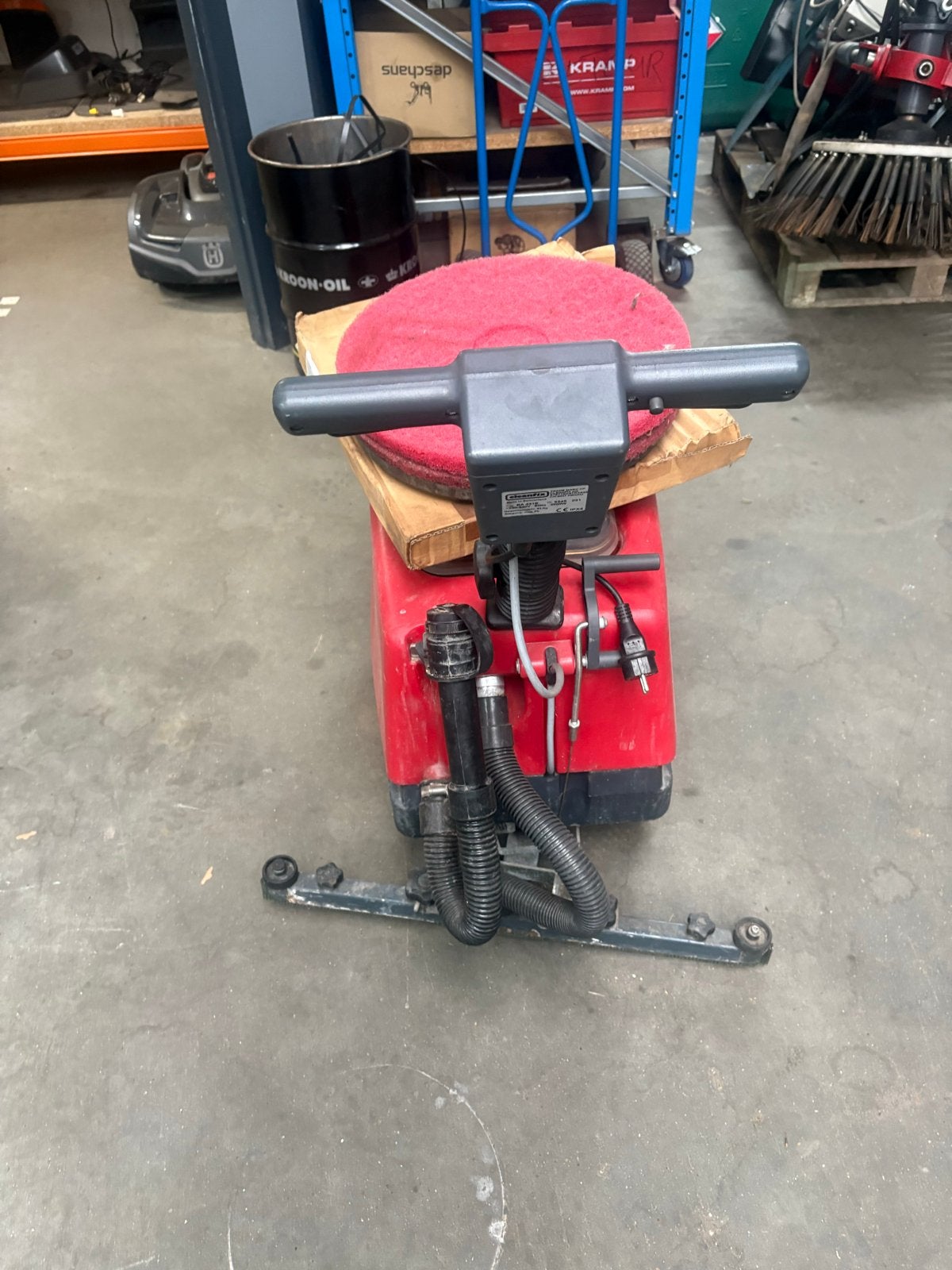 Cleanfix Schrob-/Zuigmachine - Goedwerkend, Ophalen, Gebruikt, Schrobmachine, K