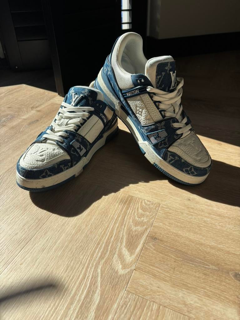 Louis Vuitton sneakers maat 43, Ophalen of Verzenden, Zo goed als nieuw
