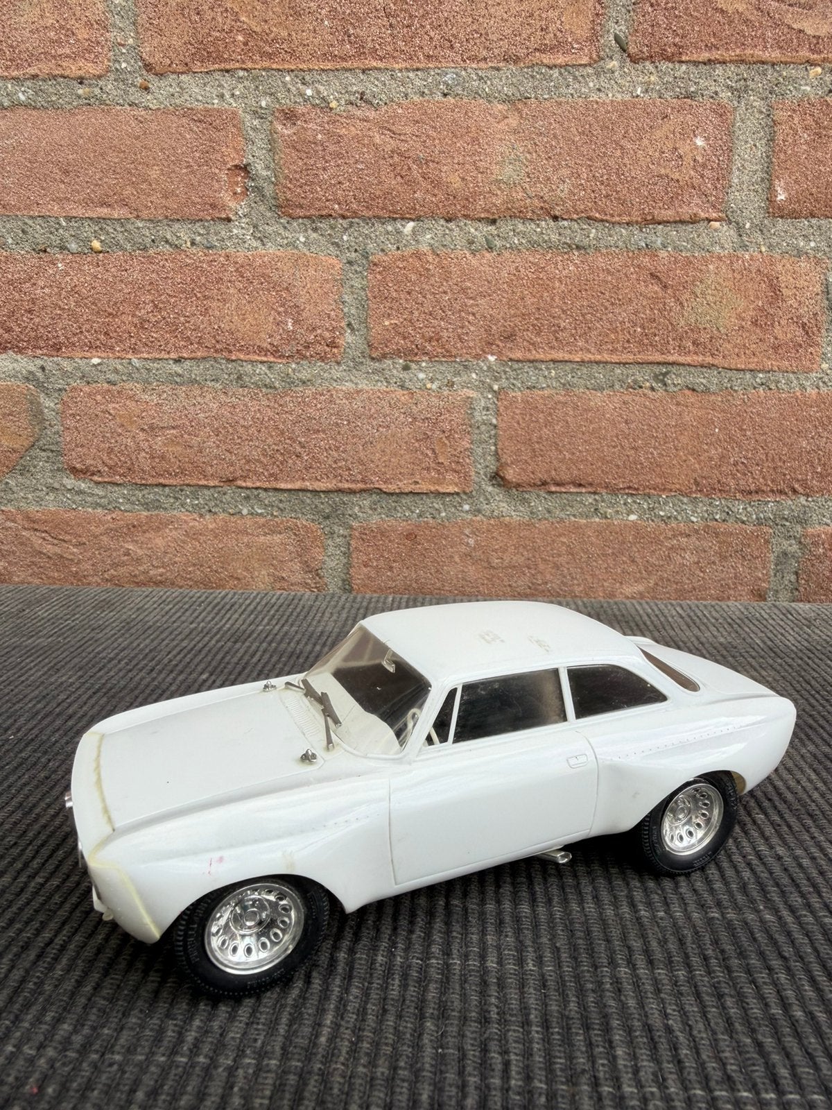 1:24 Gunze Sangio Alfa Romeo GTAm, Hobby en Vrije tijd, Modelauto's | 1:24, Ophalen of Verzenden, Gebruikt, Auto, Overige merken