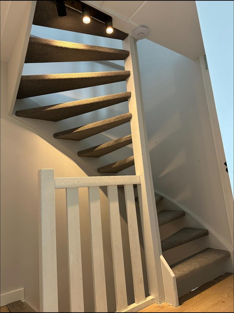 Trapbekleding Utrecht, Doe-het-zelf en Verbouw, Ladders en Trappen, Ophalen of Verzenden, Zo goed als nieuw, Minder dan 2 meter