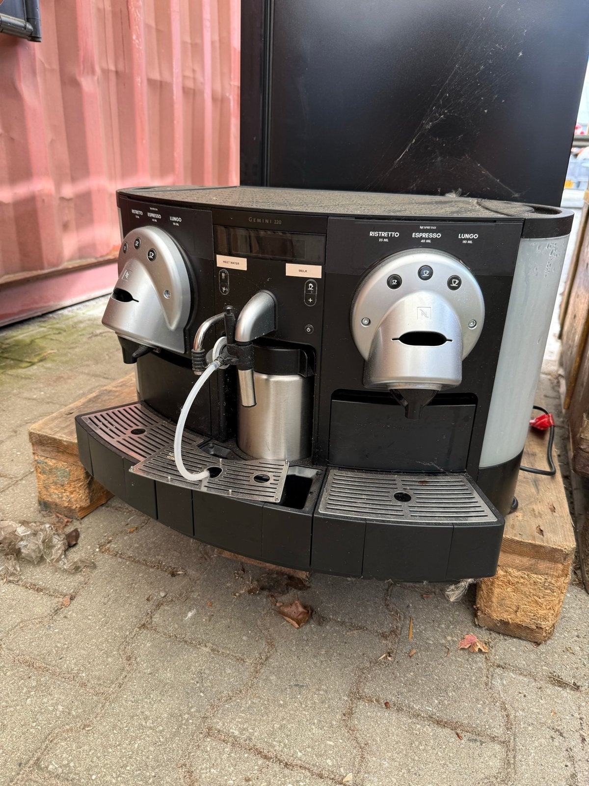 Nespresso Gemini koffiemachine - Werkt naar behoren, Ophalen, Gebruikt, Koffiemachine, Koffiepads en cups
