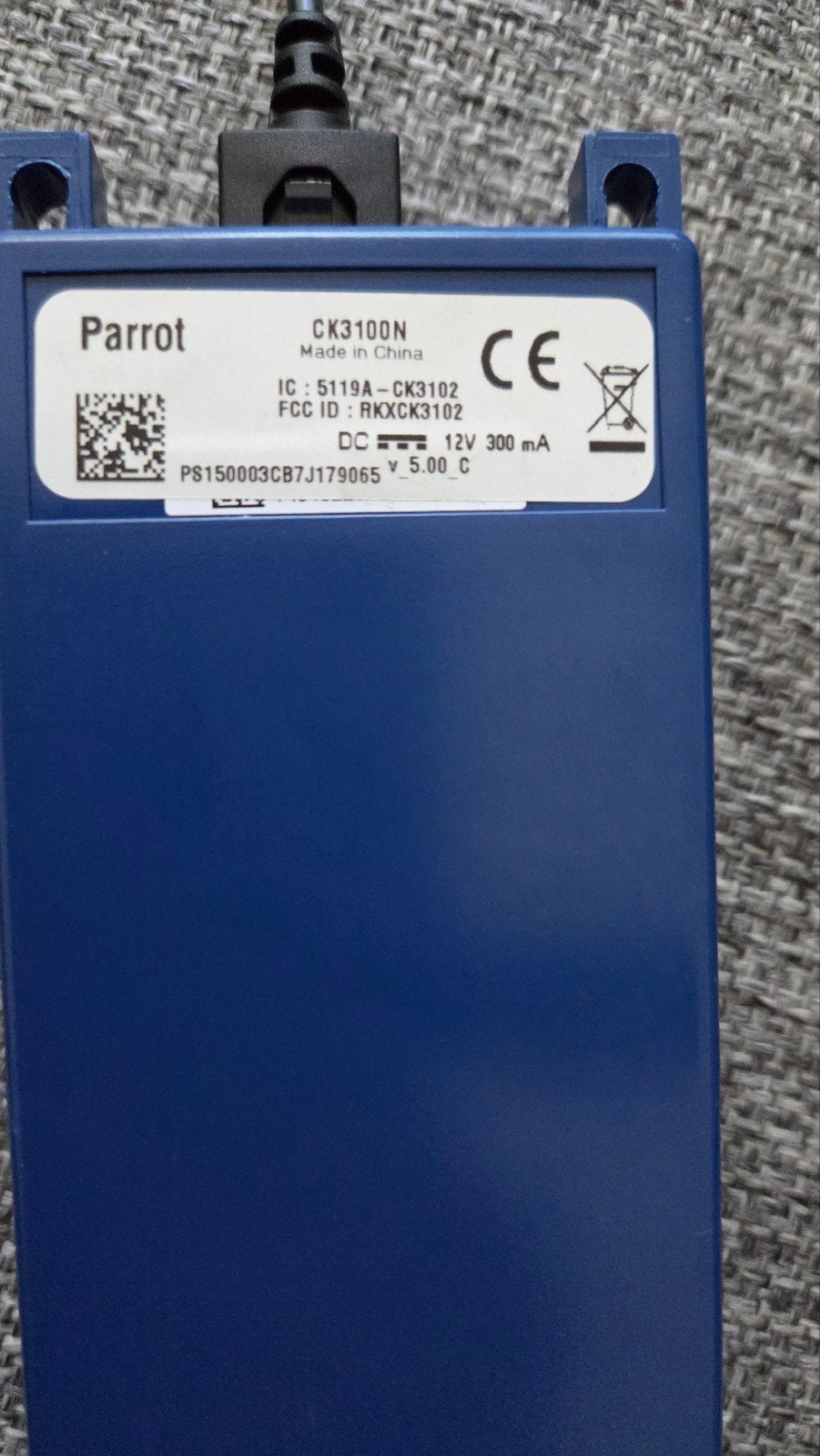 Parrot CK3100N Carkit met ISO Koppeladapter VAG groep, Ophalen of Verzenden, Gebruikt