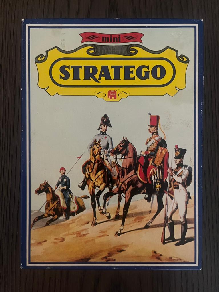 Compleet Mini Stratego bordspel., Hobby en Vrije tijd, Gezelschapsspellen | Bordspellen, Een of twee spelers, Ophalen of Verzenden