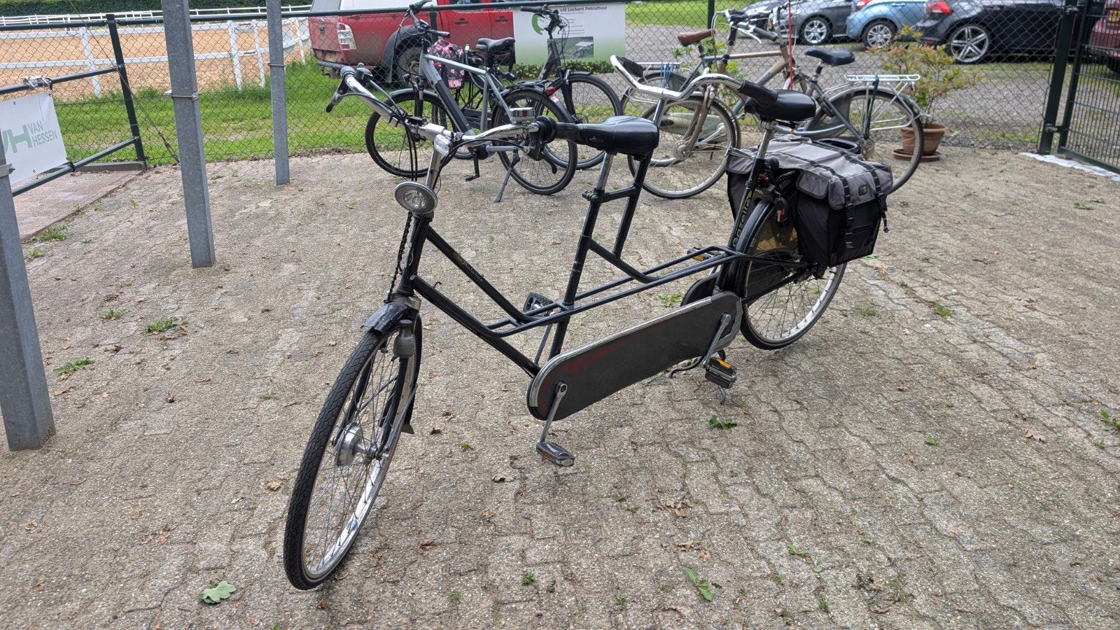 Degelijke tandemfiets - Perfect voor duo-avonturen!, Fietsen en Brommers, Fietsen | Tandems, Ophalen, Minder dan 10 versnellingen