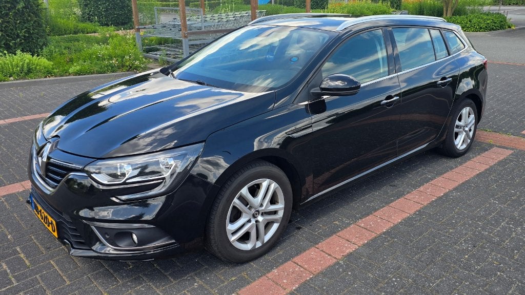 Renault Mégane 1.2 Energy TCe 130pk 2017 Zwart, Auto's, Voorwielaandrijving, Stof, 4 cilinders, Electronic Stability Program (ESP)