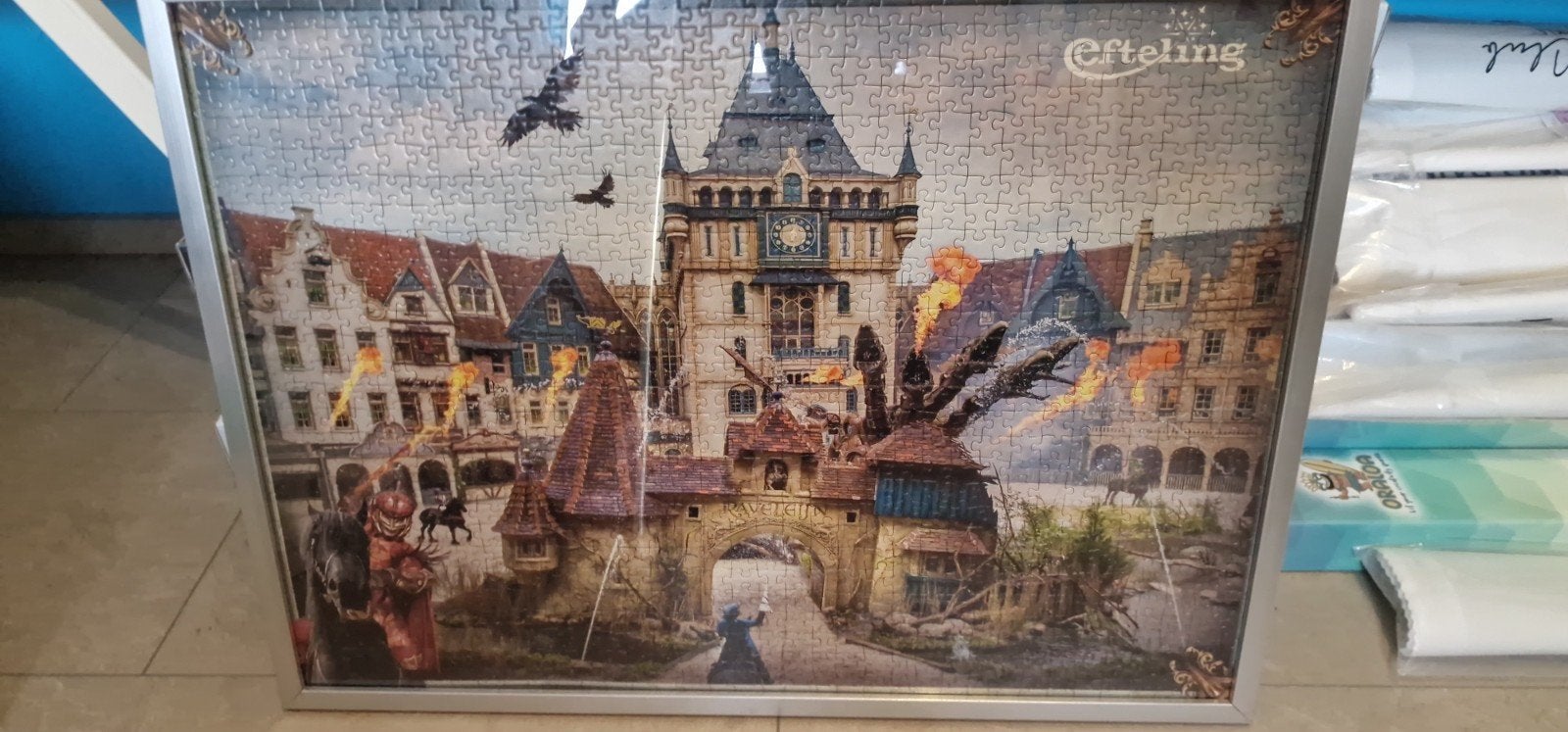 Efteling Puzzel Raveleijn 1000 stukjes ingekaderd, Hobby en Vrije tijd, Ophalen of Verzenden, 500 t/m 1500 stukjes, Zo goed als nieuw