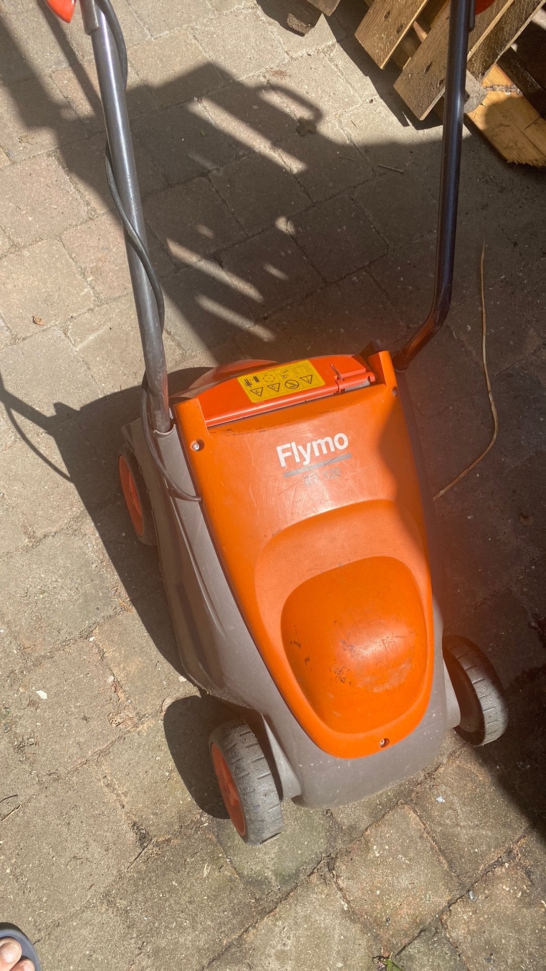 Flymo elektrische grasmaaier, Ophalen of Verzenden, Zo goed als nieuw